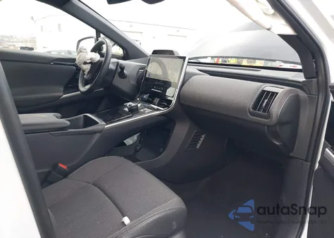 2024 Toyota Bz4X Xle z USA, uszkodzony, nr VIN JTMABACAXRA082562